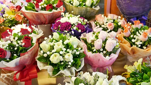 鲜花店的新鲜切花和插花视频素材