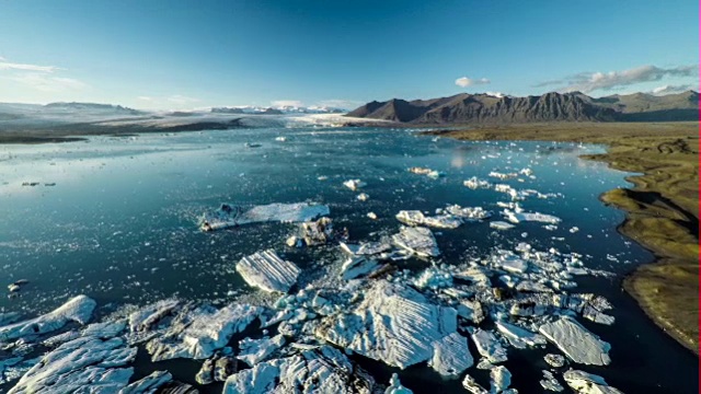 天线:冰岛的Jokulsarlon湖视频素材