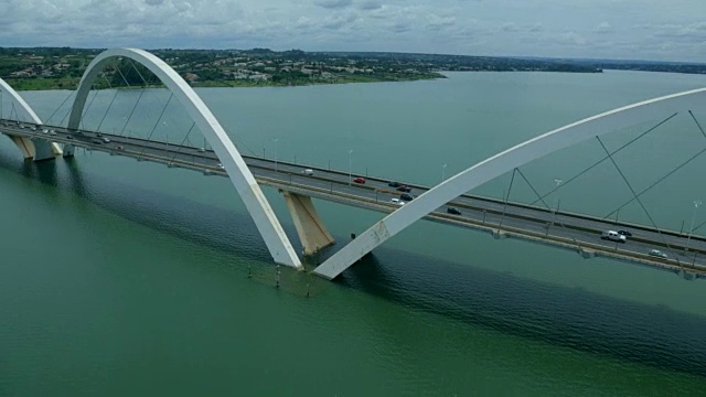 j桥，巴西利亚市，巴西，南湖，Juscelino Kubitschek桥视频素材
