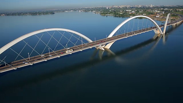 j桥，巴西利亚市，巴西，南湖，Juscelino Kubitschek桥视频素材