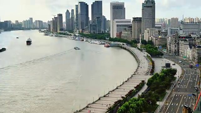 上海外滩和黄浦江，时光流逝(平移)视频下载