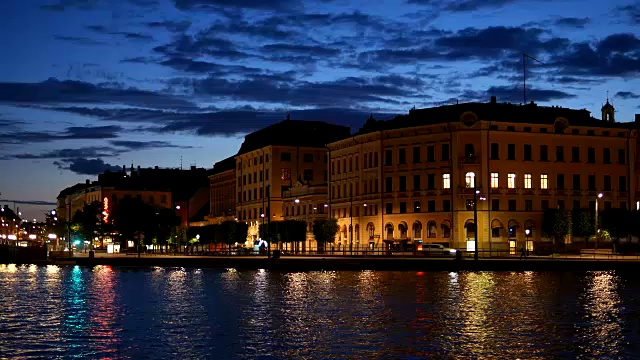 夜晚的斯德哥尔摩老城视频下载