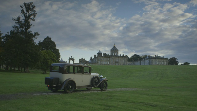 英国北约克郡霍华德城堡古董车的WS拍摄视频下载
