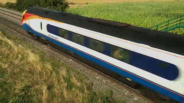 米德兰干线上的东米德兰火车。视频素材