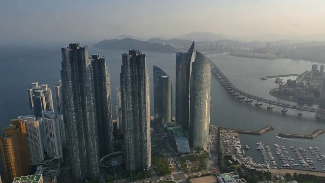 釜山海洋城鸟瞰图视频素材