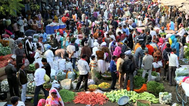 拉贾斯坦邦乌代普尔印度亚洲市场蔬菜雄视频下载