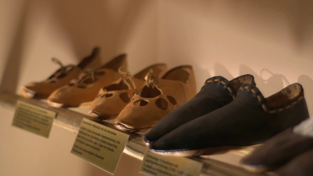 中世纪鞋架，摄影车拍摄视频素材