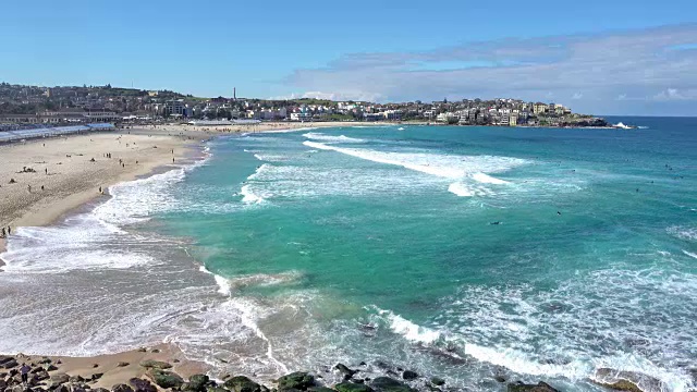美丽的海滩，澳大利亚悉尼的邦迪海滩视频素材