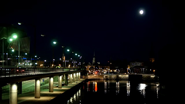 晚上的斯德哥尔摩中央大桥视频下载