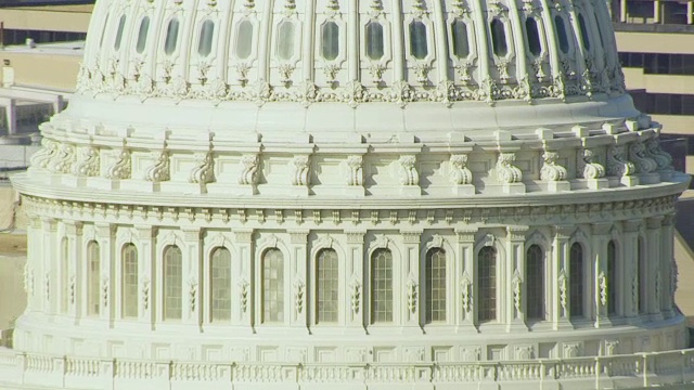 美国国会大厦和自由女神像的空中视角，美国视频下载