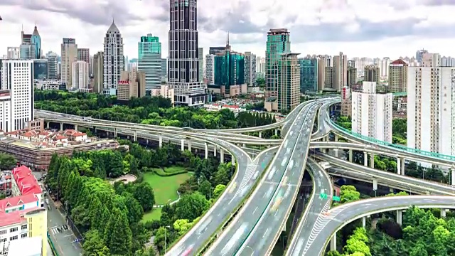 上海路口的交通状况。间隔拍摄4 k视频素材