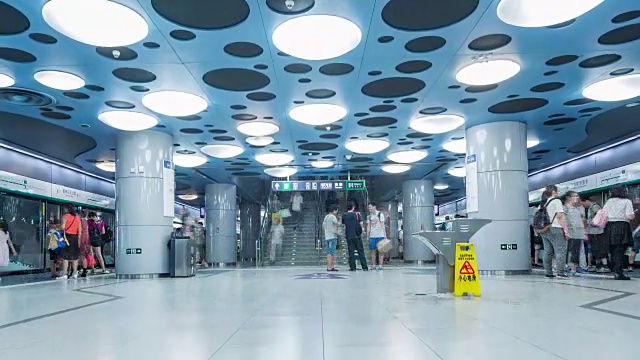时光流逝——北京地铁(拉pan)视频素材