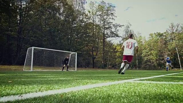 足球比赛时刻与守门员视频素材