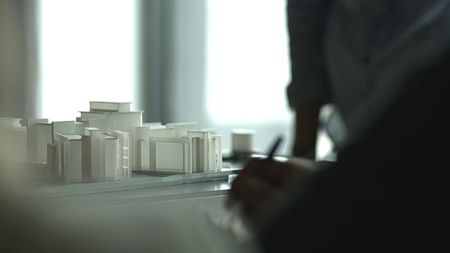 CU_Architects讨论建筑项目的模型视频下载