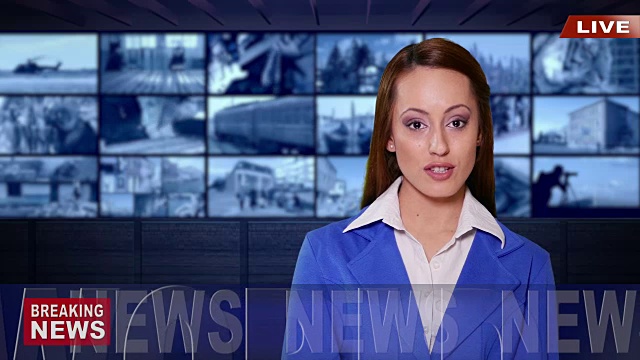 电视演播室里穿着蓝色套装的4K女新闻播音员视频素材