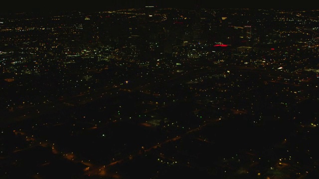 休斯顿夜间摩天大楼鸟瞰图视频素材