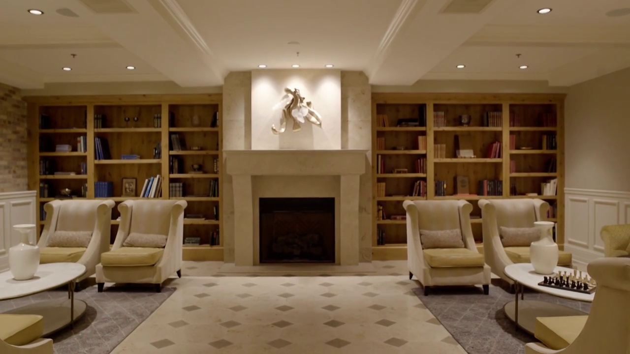 斯坦尼康拍摄的一个优雅的酒店大堂视频素材