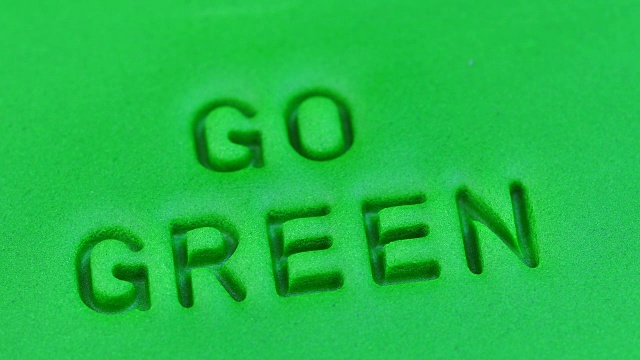 滚绿色翻糖颜色和邮票措词去绿色。关闭了。视频下载