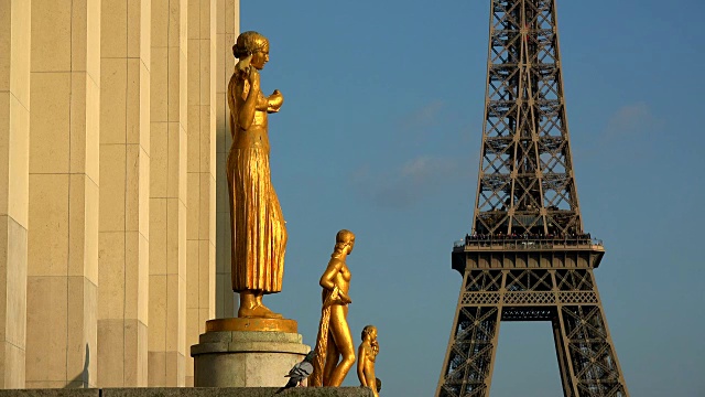 国王宫和旅游团，巴黎，伟大的法兰西视频素材