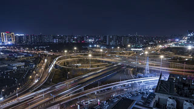 T/L WS HA路交叉口在晚上/北京，中国视频下载
