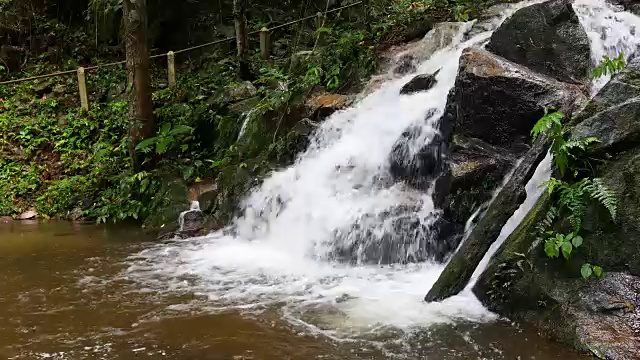 泰国清迈的瀑布视频素材