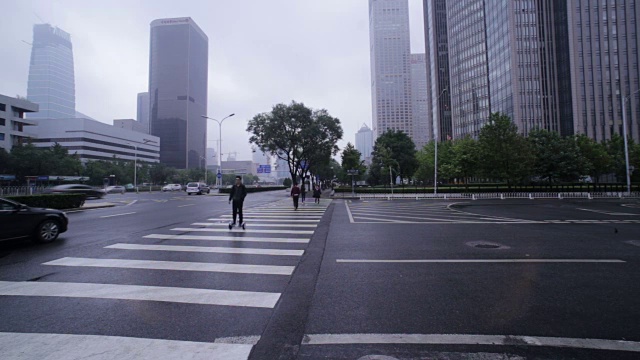 中国，北京——2016年10月7日:朝阳区，中国国际贸易中心区域，摩天大楼林立。视频素材