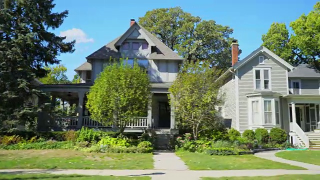 侧面POV历史社区住宅在芝加哥视频下载