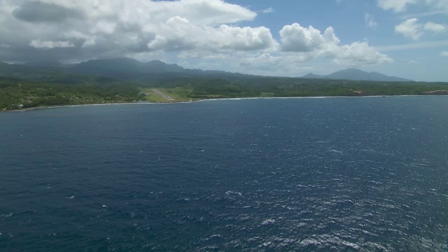 加勒比海多米尼加岛上的梅尔维尔霍尔机场。视频素材