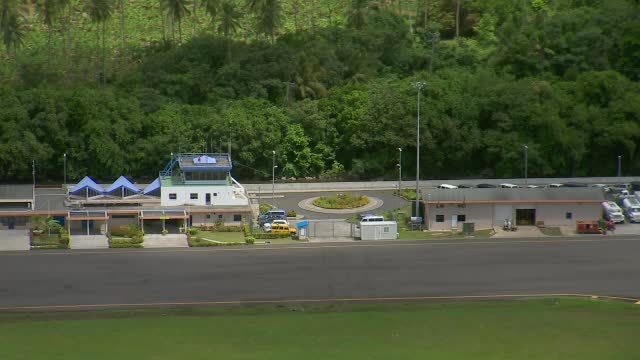 加勒比海多米尼加岛上的梅尔维尔霍尔机场鸟瞰图。视频素材
