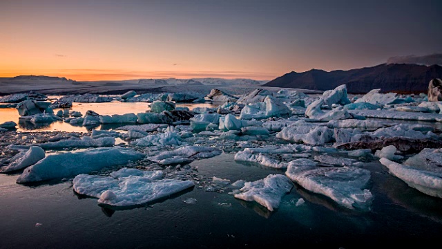 冰岛的Jokulsarlon冰川泻湖视频素材