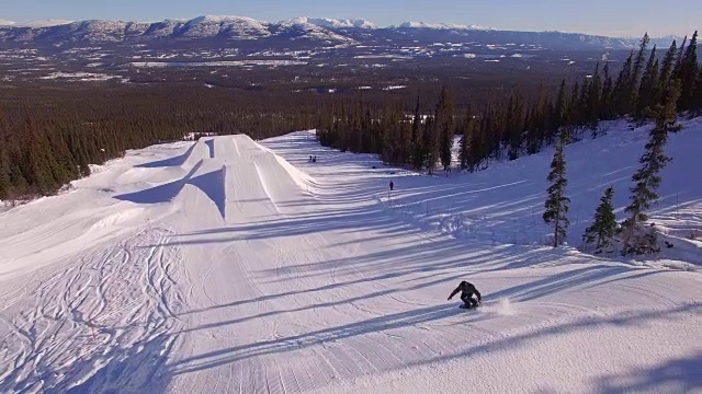 空中滑雪技巧视频素材