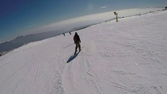 初学者滑雪视频素材