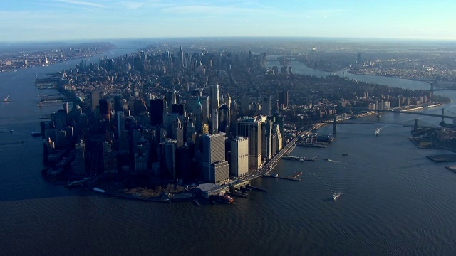 鸟瞰图曼哈顿岛在纽约市，纽约，美国。视频素材