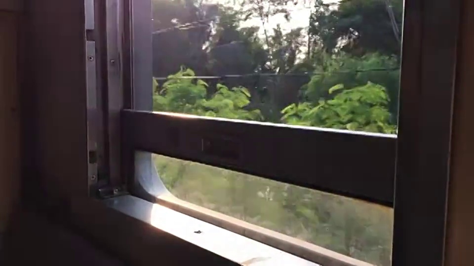 火车在泰国视频下载