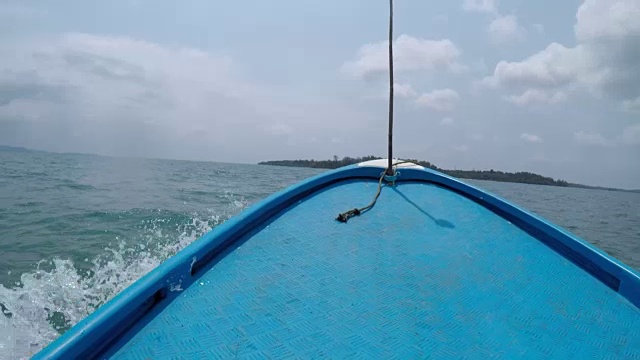 一艘驶往群岛的渔船视频下载