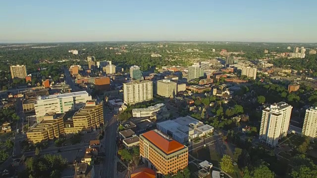 4K空中加拿大:Kitchener市中心日出视频素材