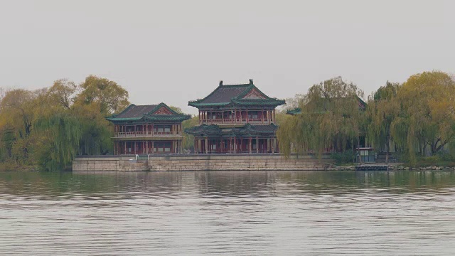 中国北京，颐和园昆明湖视频素材