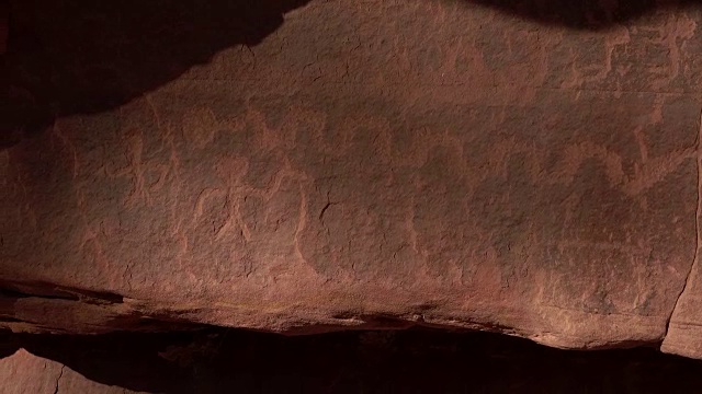 美国原住民岩石雕刻悬崖锡安国家公园犹他州蛇视频下载