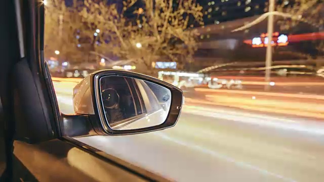 T/L WS TD POV行驶在北京城市街道的夜晚视频素材