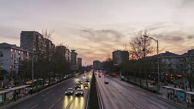 T/L WS HA ZO City Traffic of Beijing at Dusk /北京，中国视频素材