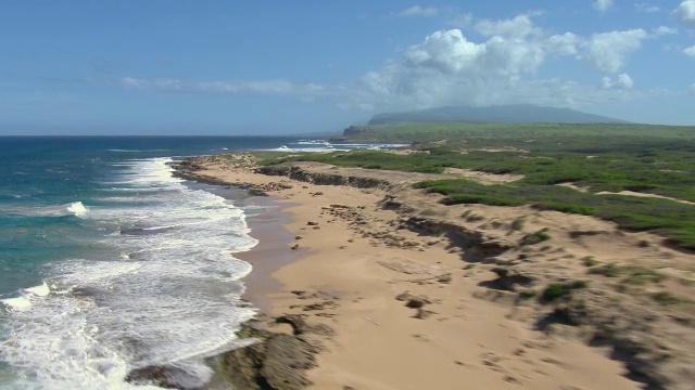 位于夏威夷莫洛凯岛西北海岸的卡拉尼海滩。视频素材