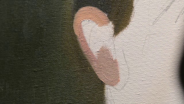 一幅油画中的耳朵视频下载
