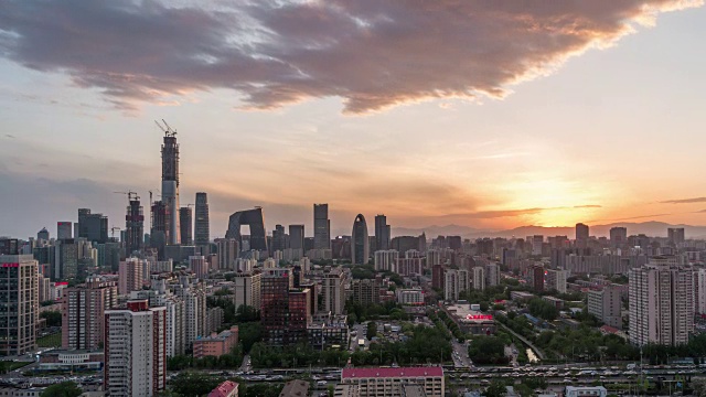 T/L WS HA北京城市天际线和中央商务区，白天/北京，中国(白天与夜晚匹配)视频素材