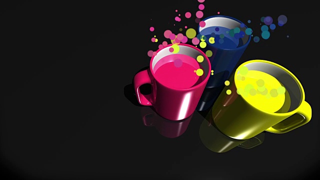 杯子与彩色和气泡饮料视频下载