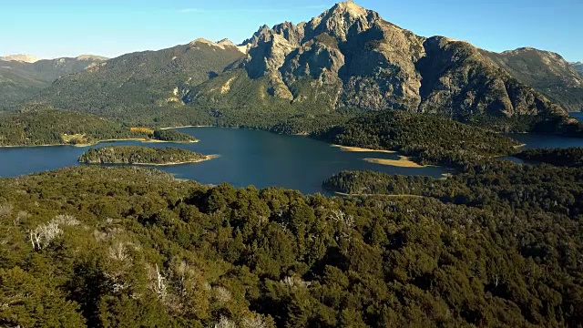 阿根廷Cerro Lopez在秋天视频下载
