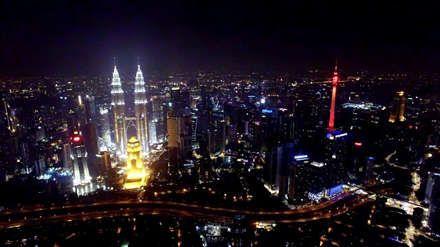 吉隆坡夜间的城市景观和天际线。视频素材
