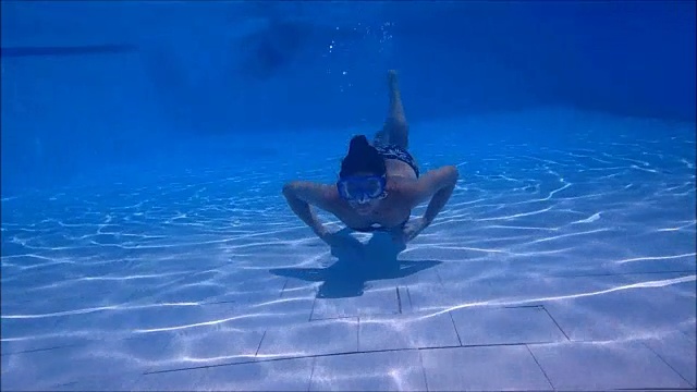 新鲜的潜水视频下载
