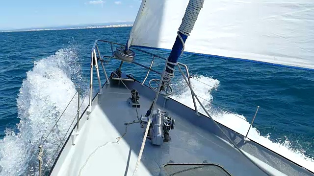 慢动作-帆船比赛的所有美丽视频素材