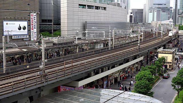 穿过东京市中心的MS HA N700A系列新干线子弹头列车视频下载