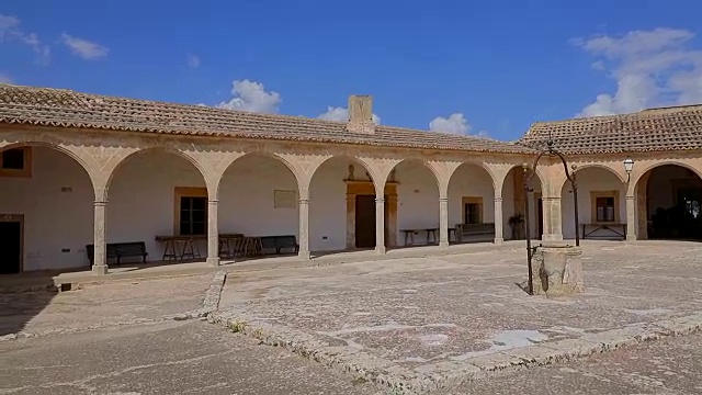 西班牙马略卡岛巴利阿里岛的圣蒙提锡安修道院视频下载